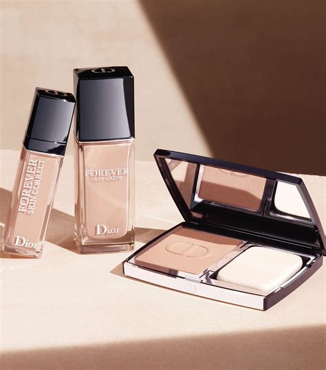 Dior Forever Foundation: Transfer